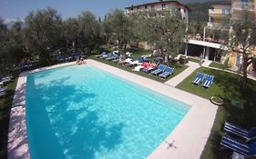 Hotel Augusta Malcesine 3*